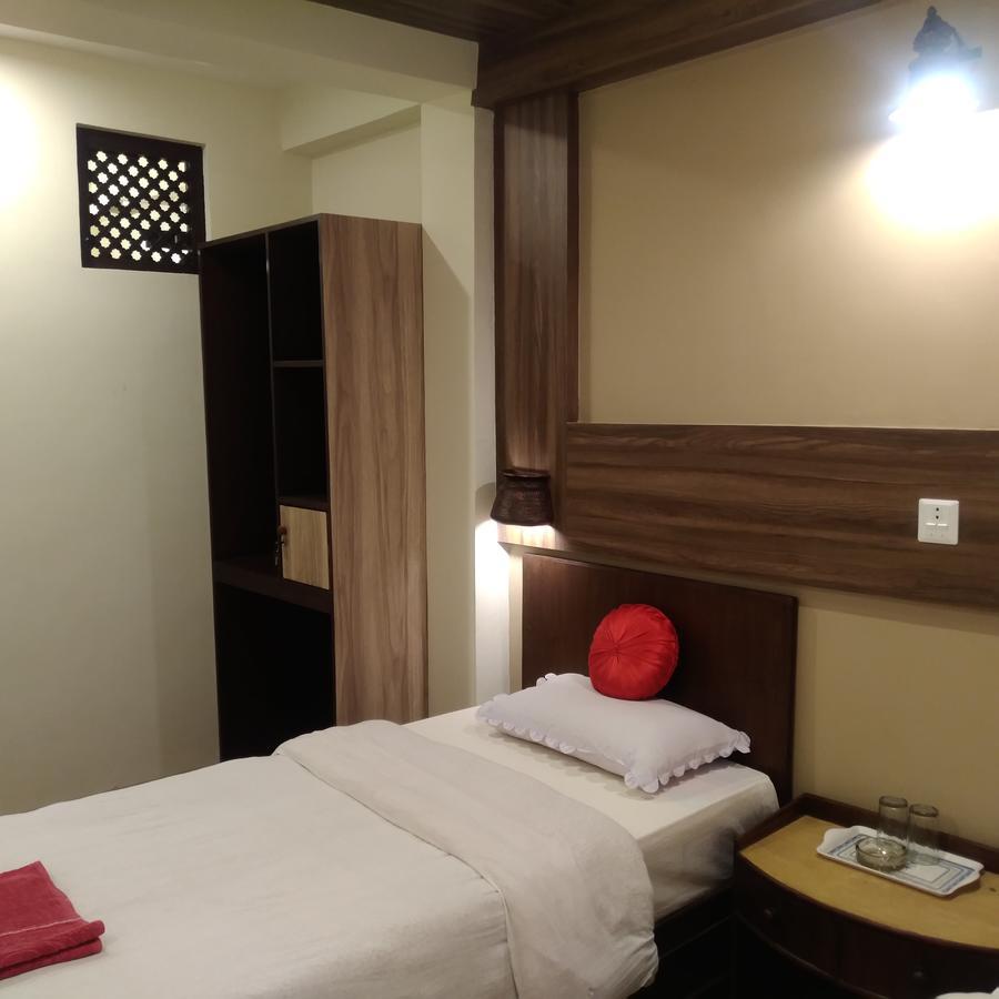 Kumari Guest House Bhatgoan Exteriér fotografie